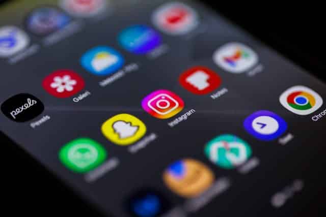 Γιατι δεν μπορω να κανω προωθηση στο instagram