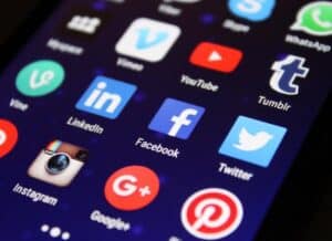 Πώς να αξιοποιήσετε τα social media